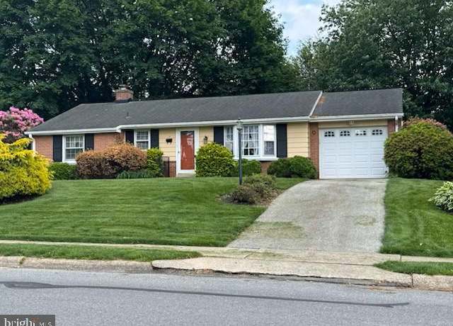 Property at 19 Pleasant View Dr, Strasburg, PA 17579, 3 beds, 1 bath