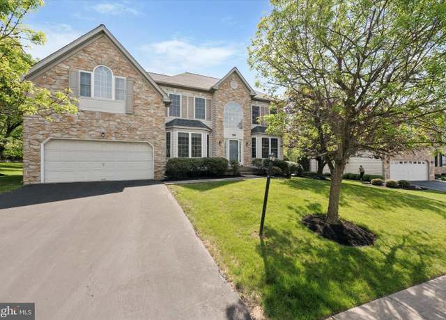 Property at 2572 Crestline Dr, Lansdale, PA 19446, 4 beds, 2.5 baths