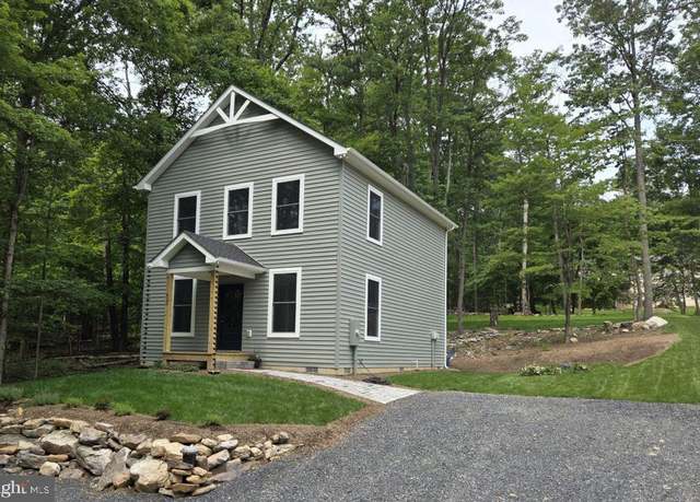 Property at 825 Panther Dr, Winchester, VA 22602, 3 beds, 2.5 baths
