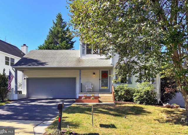 Property at 8619 Lauren Dr, Springfield, VA 22153, 3 beds, 3.5 baths