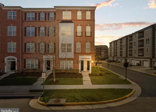 Property at 43205 Thoroughfare Gap Ter, Ashburn, VA 20148, 3 beds, 2.5 baths