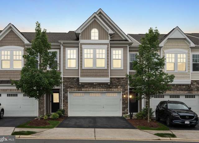 Property at 42533 Benfold Sq, Brambleton, VA 20148, 3 beds, 2.5 baths