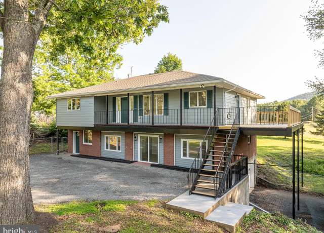Property at 9708 Martinsburg Rd, Hedgesville, WV 25427, 5 beds, 3 baths