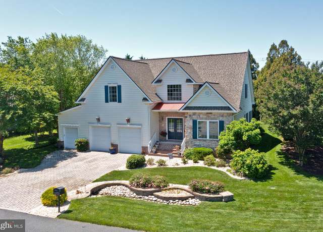 Property at 2 Cedar Grove Ct, Ocean View, DE 19970, 4 beds, 3.5 baths