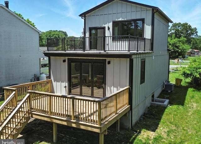 Property at 1328 Edna Rd, Pasadena, MD 21122, 3 beds, 2 baths