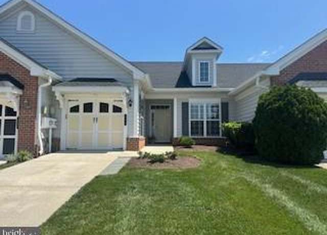 Property at 224 Williamsburg Cir, La Plata, MD 20646, 2 beds, 2 baths