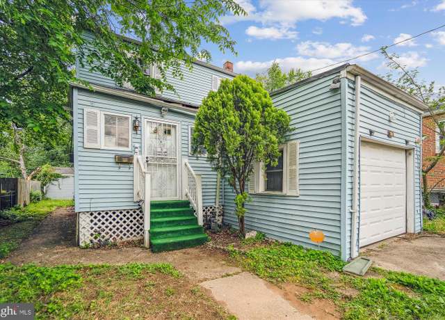 Property at 4307 39th Pl, Brentwood, MD 20722, 4 beds, 2.5 baths