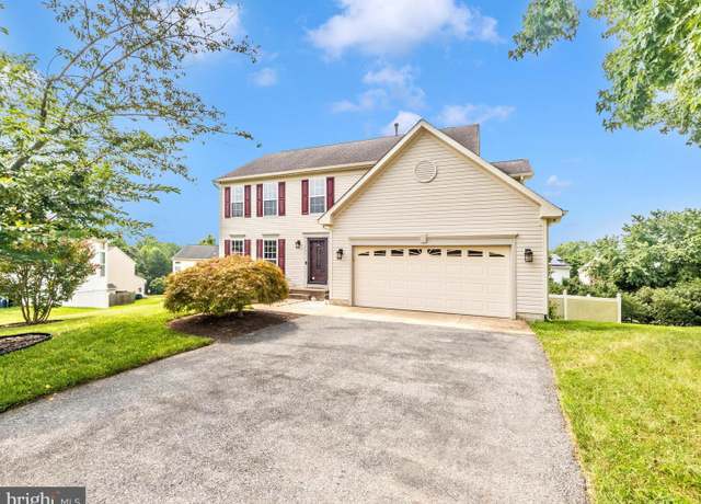 Property at 8403 Black Willow Ct, Clinton, MD 20735, 4 beds, 3.5 baths