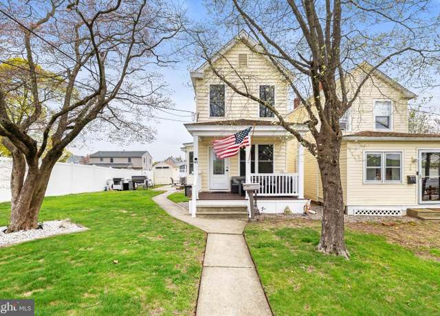 Property at 40 E Front St, Florence, NJ 08518, 3 beds, 2 baths