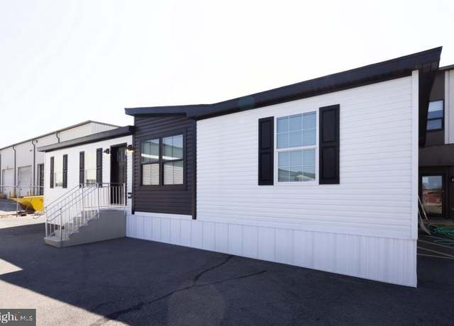 Property at 3 Madison Pl, Millville, NJ 08332, 3 beds, 2 baths