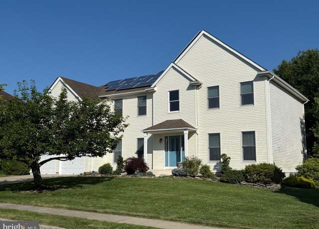 Property at 7 Chambord Ln, Voorhees, NJ 08043, 5 beds, 3.5 baths