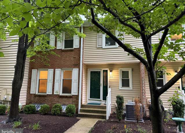 Property at 615 Society Hill Blvd, Cherry Hill, NJ 08003, 3 beds, 2.5 baths