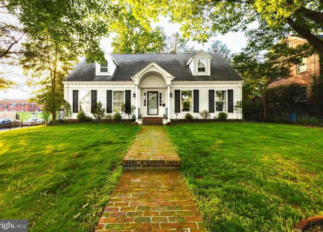 Property at 94 N Woodland Ave, Woodbury, NJ 08096, 4 beds, 2.5 baths