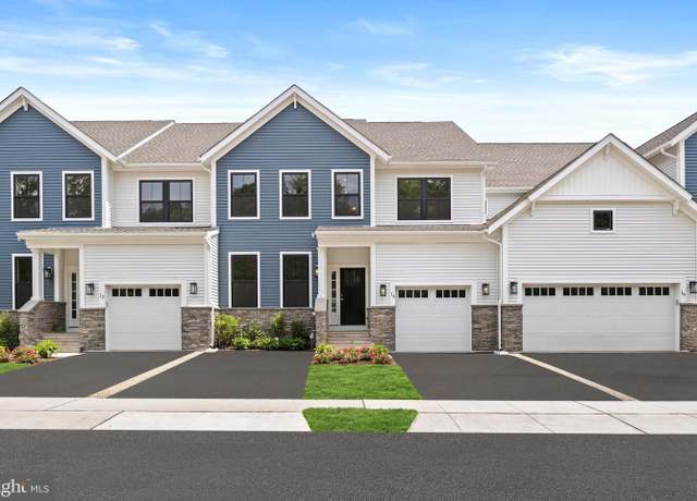 Property at 37 Kay Chiarello Way, Hamilton, NJ 08690, 3 beds, 2.5 baths