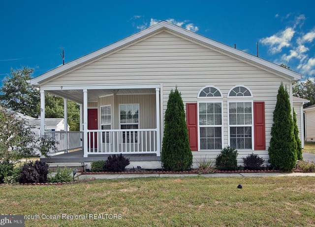 Property at 9 Pine Grove Ave, Manahawkin, NJ 08050, 2 beds, 2 baths
