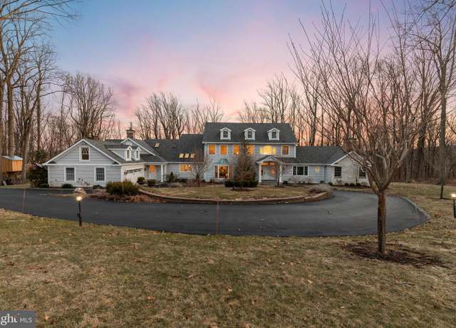 Property at 78 Carriage House Rd, Bernardsville, NJ 07924, 5 beds, 4.5 baths