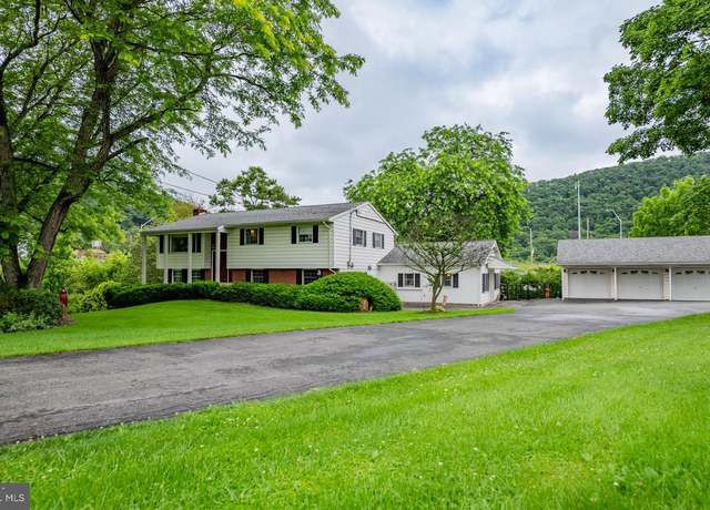 Property at 1 Emerald St, Mill Hall, PA 17751, 3 beds, 2.5 baths