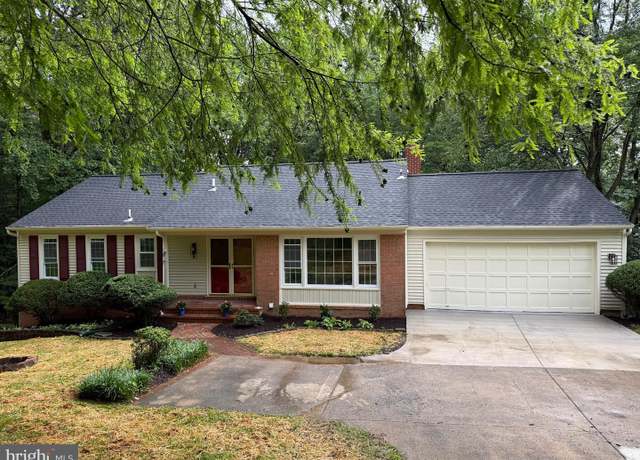 Property at 7937 Saint George Ct, Springfield, VA 22153, 5 beds, 3 baths
