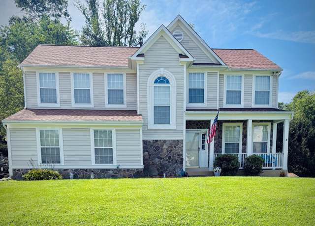 Property at 9316 Paul Dr, Manassas Park, VA 20111, 4 beds, 3.5 baths