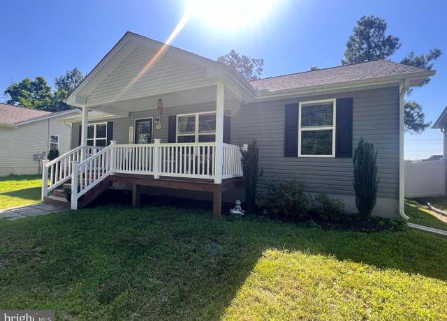 Property at 106 Heritage Ln, Colonial Beach, VA 22443, 3 beds, 2 baths