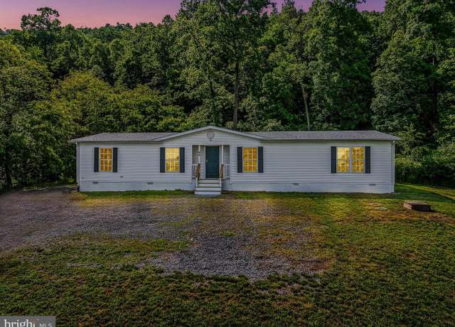 Property at 46 Dead End Ln, Martinsburg, WV 25403, 3 beds, 2 baths