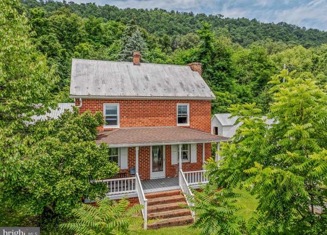 Property at 2301 Poor House Rd, Martinsburg, WV 25403, 3 beds, 1 bath