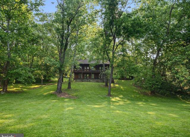 Property at 173 Riverside Dr, Harpers Ferry, WV 25425, 3 beds, 3 baths