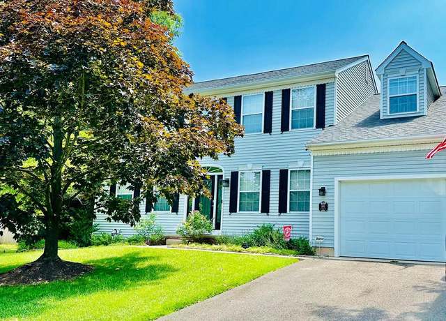 Property at 841 Longwood Dr, Vineland, NJ 08361, 4 beds, 2.5 baths