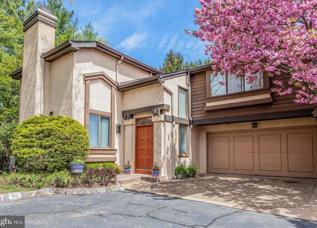 Property at 466 Sayre Dr, Princeton, NJ 08540, 3 beds, 2.5 baths