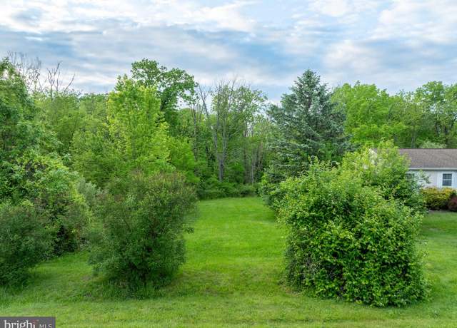 Property at 93 Curtis Dr, East Berlin, PA 17316