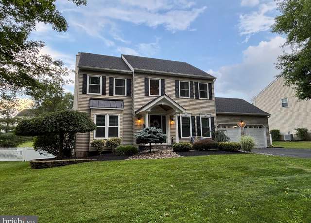 Property at 324 Stonyhill Dr, Chalfont, PA 18914, 3 beds, 2.5 baths