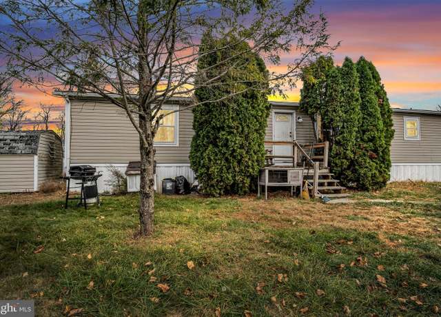 Property at 10 Dusk St Unit 2B, Quarryville, PA 17566, 3 beds, 2 baths