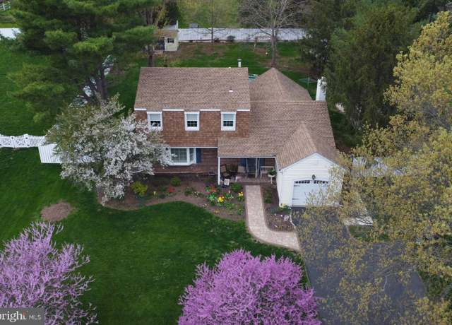 Property at 2658 Anthony Dr, Colmar, PA 18915, 3 beds, 2.5 baths