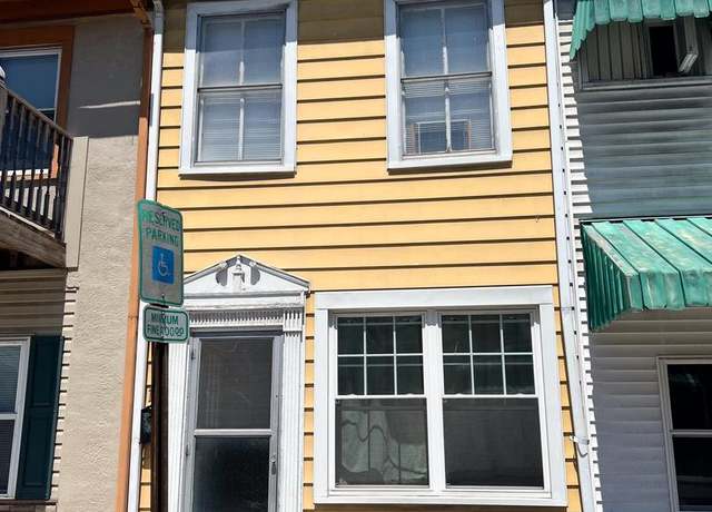 Property at 141 Third St W, Lewistown, PA 17044, 2 beds, 1 bath