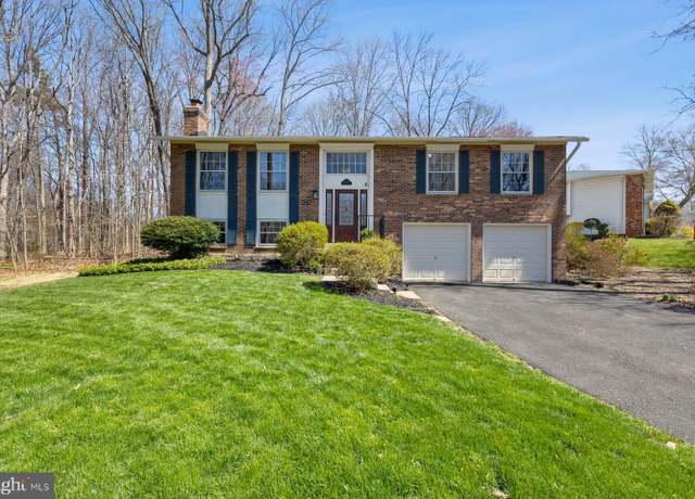 Property at 9008 Arley Dr, Springfield, VA 22153, 5 beds, 2 baths
