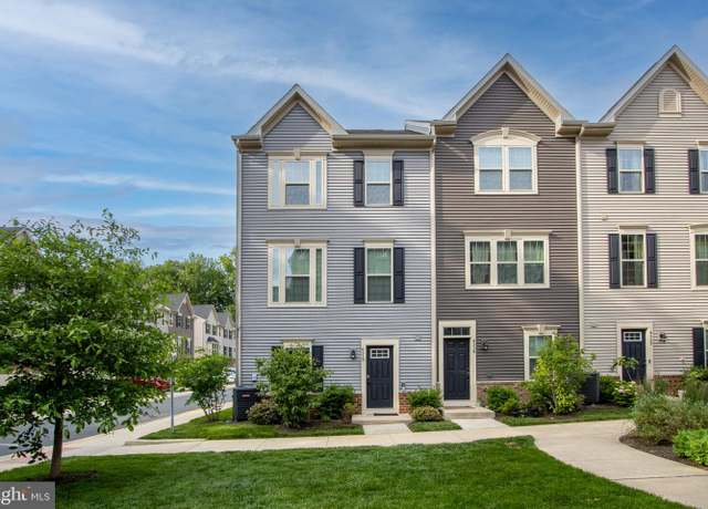 Property at 4539 Joseph Bristow Ln, Annandale, VA 22003, 3 beds, 3.5 baths