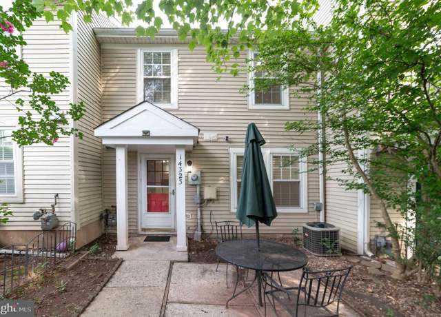 Property at 14323 Johnny Moore Ct, Centreville, VA 20120, 1 bed, 1.5 baths