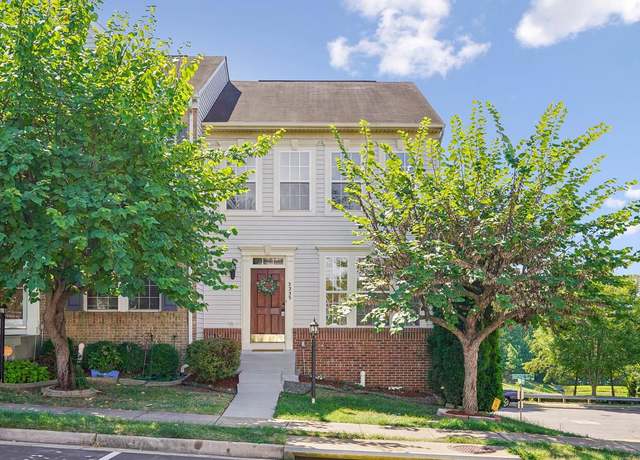 Property at 2235 Diloreta Dr, Woodbridge, VA 22191, 4 beds, 3.5 baths
