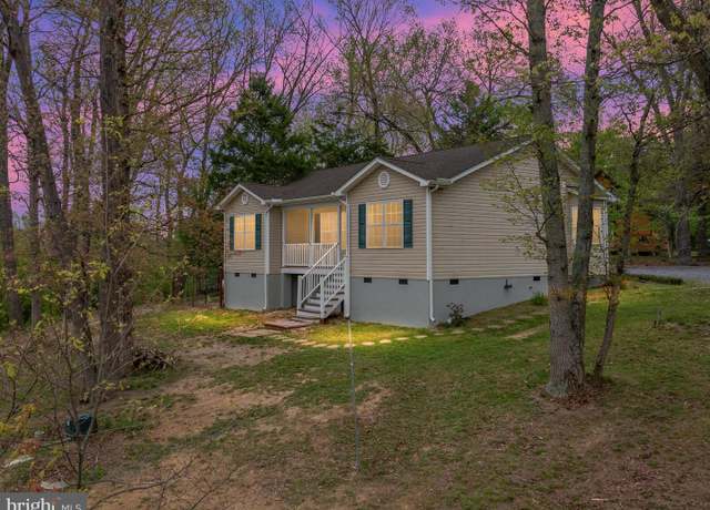 Property at 121 Valley View Dr, Strasburg, VA 22657, 3 beds, 2 baths