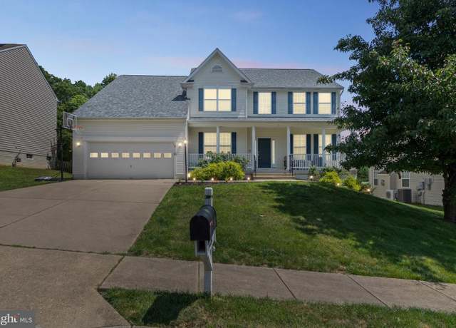 Property at 10110 Lees Crossing Ln, Fredericksburg, VA 22408, 5 beds, 3 baths