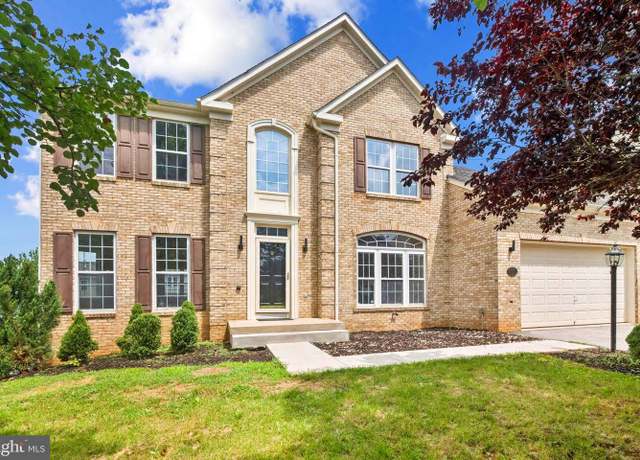 Property at 83 Drawing Arm Ln, Martinsburg, WV 25403, 4 beds, 2.5 baths
