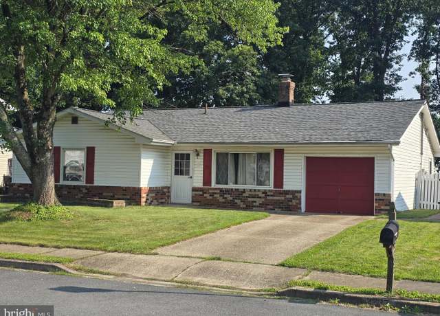 Property at 2237 Autumn Valley Cir, Gambrills, MD 21054, 3 beds, 2 baths