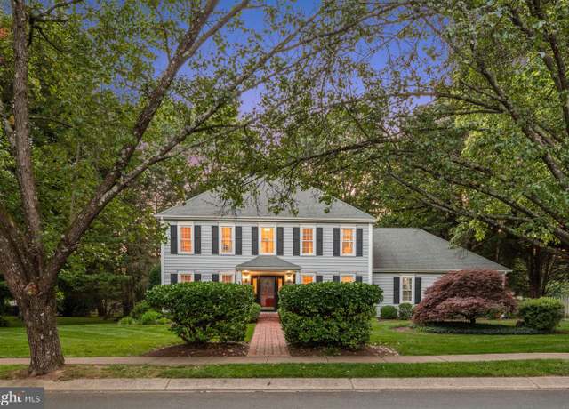 Property at 1092 Carriage Hill Pkwy, Annapolis, MD 21401, 4 beds, 2.5 baths