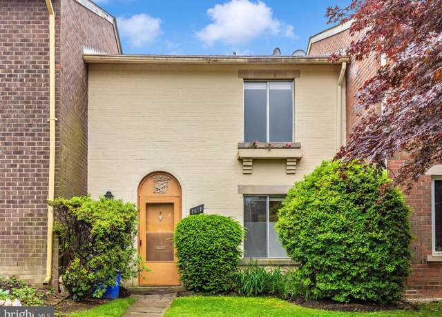 Property at 9650 Marston Ln, Gaithersburg, MD 20886, 2 beds, 1.5 baths