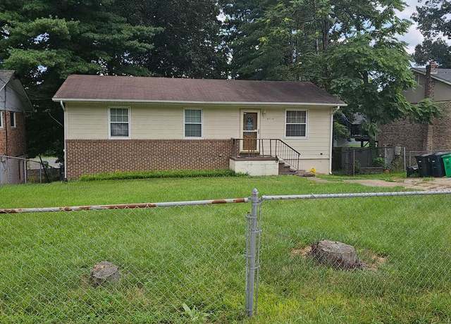 Property at 4318 Hartford Hills Dr, Suitland, MD 20746, 4 beds, 2 baths