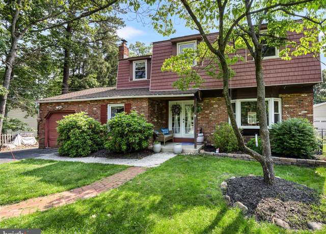 Property at 312 Walnut Ave, Marlton, NJ 08053, 4 beds, 1.5 baths
