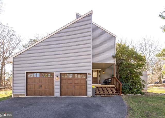 Property at 18 Eastwood Dr, Voorhees, NJ 08043, 3 beds, 2.5 baths