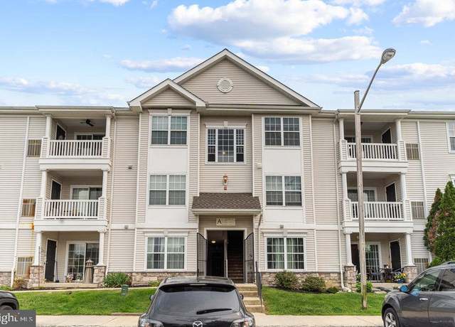 Property at 17 Highbridge Ln, West Deptford, NJ 08086, 3 beds, 2 baths