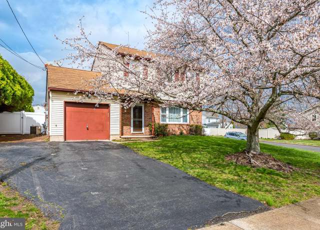 Property at 86 Bunker Hill Rd, Lawrenceville, NJ 08648, 3 beds, 2.5 baths