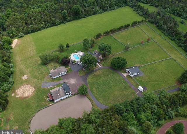 Property at 395 Hollow Horn Rd, Pipersville, PA 18947, 4 beds, 5 baths
